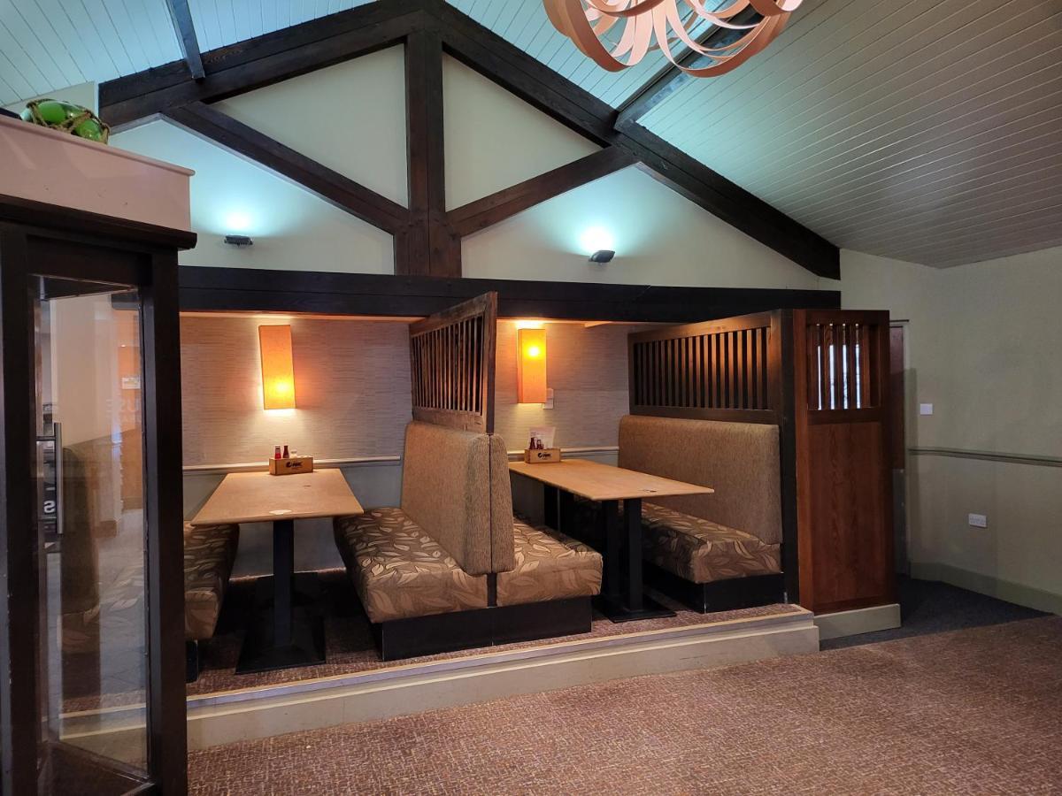Cheerful 3 Bedroom Lodge At White Cross Bay Уиндермир Экстерьер фото